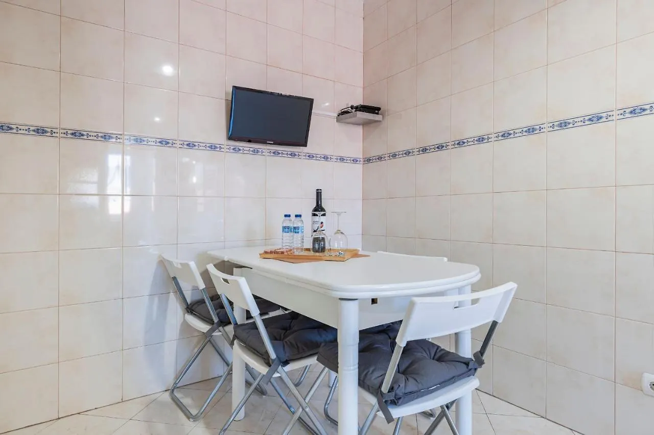 Gloria'S Terrace By Lovelystay Lisbon Apartment